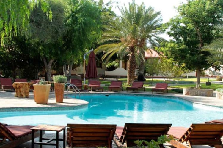 Swimming pool